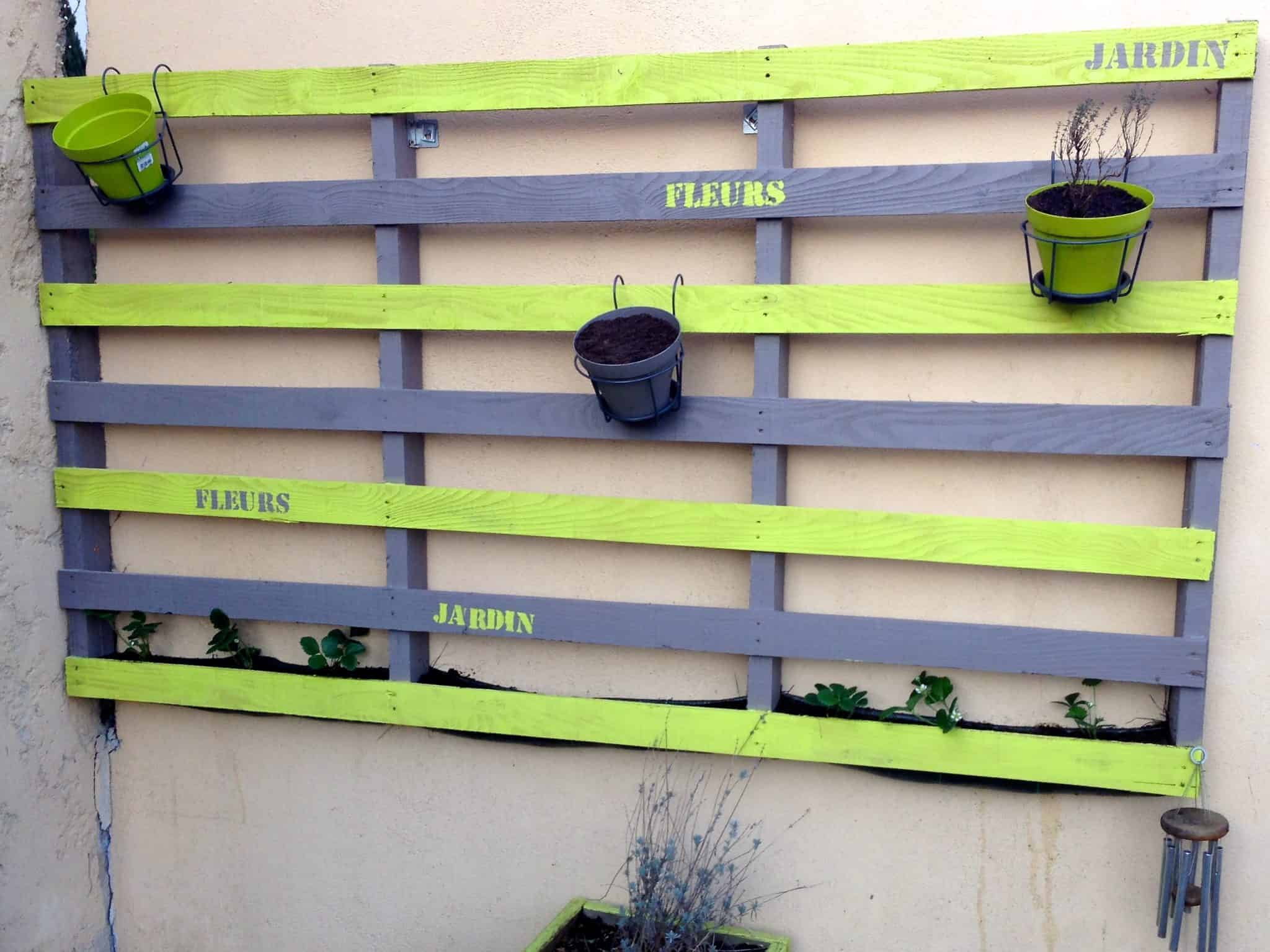 ARTECSIS Support Mural en Bois de Palette avec 2 Jardinières pour Jardin Terrasse 