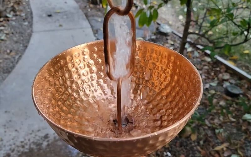 Récupération de l'eau - Chaîne de pluie