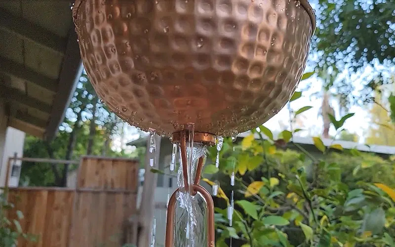 Écoulement d'eau - Chaîne de pluie