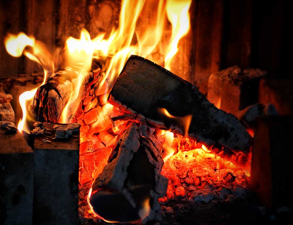 foyer d'un feu de cheminée