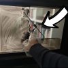 La seule technique efficace pour nettoyer la vitre de son poêle