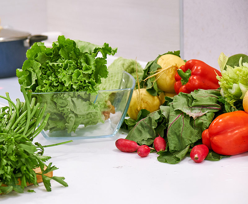 fruits et légumes dans la cuisine